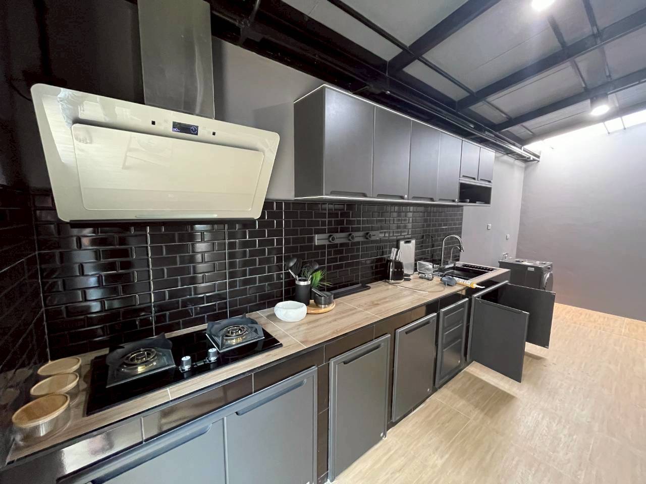 How to Choose the Right Range Hood for Your Kitchen